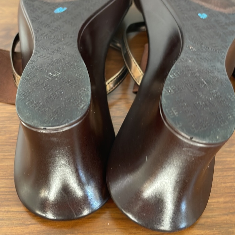ITALIAN SHOEMAKERS ELASTIC WEDGE SANDALS - Picture 12 of 14